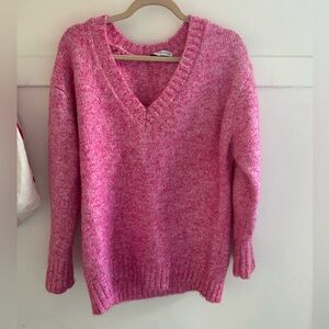 Zara pink sweater in size medium!